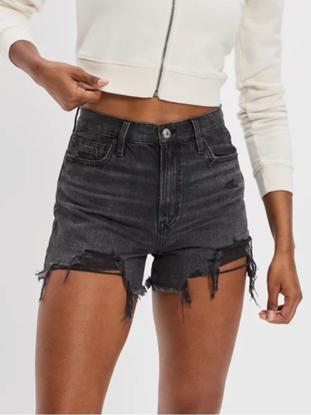 American Eagle 90s Boyfriend High-Rise Distressed Denim Shorts - Black size 00